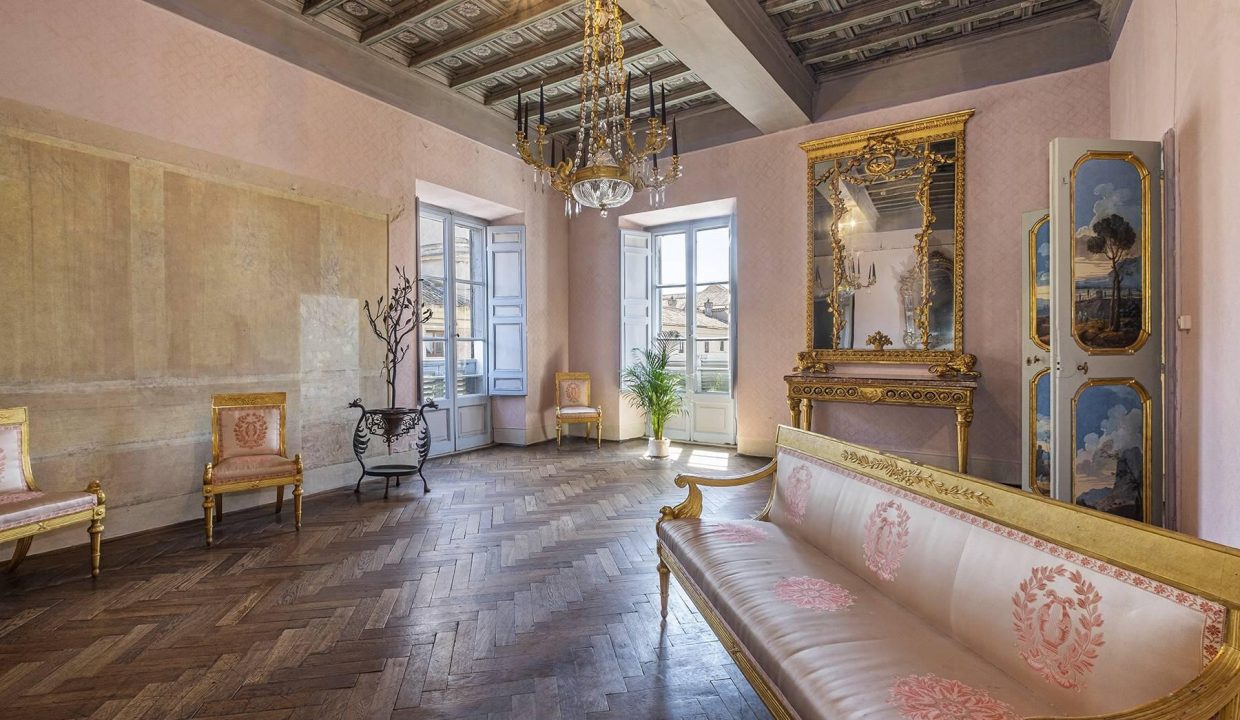 Portal Inmobiliario de Lujo en Roma, presenta piso de lujo venta en Italia, apartamento lujoso para comprar y viviendas premium en venta en Via Degli Orsini.