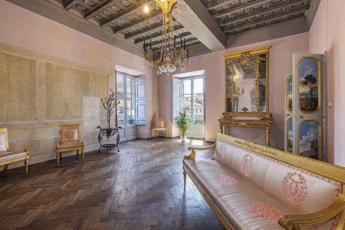 Portal Inmobiliario de Lujo en Roma, presenta piso de lujo venta en Italia, apartamento lujoso para comprar y viviendas premium en venta en Via Degli Orsini.
