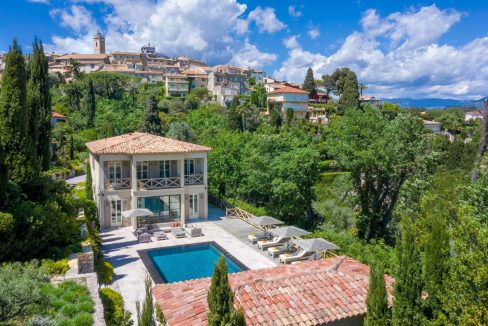 Portal Inmobiliario de Lujo en Mougins, presenta chalet premium venta en Provenza - Alpes - Costa Azul, exclusivo inmueble para comprar y villas de lujo en venta en Riviera Francesa.