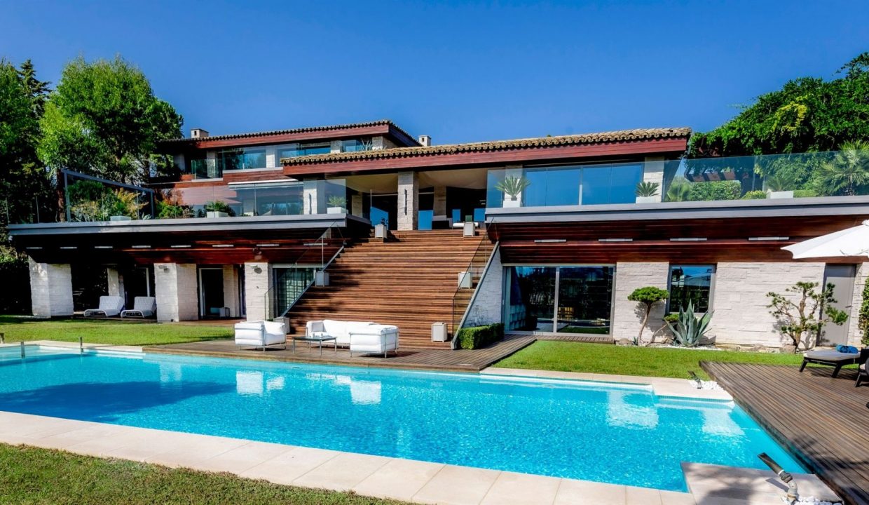 Portal Inmobiliario de Lujo en Mougins, presenta chalet exclusivo venta en Provenza - Alpes - Costa Azul, lujosa villa para comprar y vivienda de lujo en venta en Riviera Francesa.