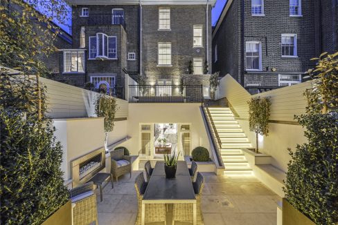 Portal Inmobiliario de Lujo en Londres, presenta chalet adosado de lujo venta en Chelsea, casa exclusiva para comprar y viviendas lujosas en venta en Inglaterra.