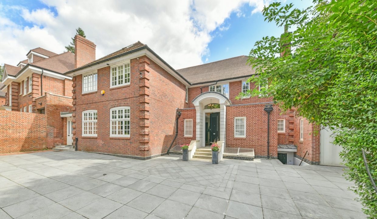 Portal Inmobiliario de Lujo en Londres, presenta chalet de lujo venta en Hampstead, inmueble unifamiliar para comprar y casa exclusiva en venta en Inglaterra.