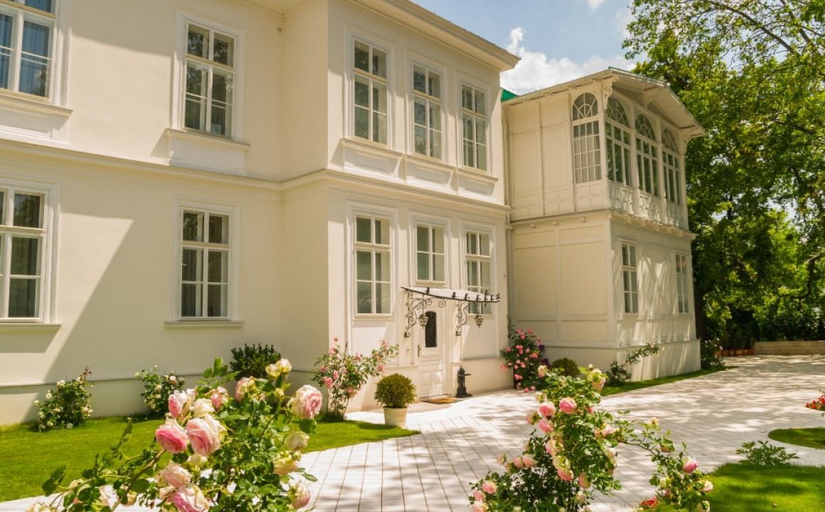 Portal Inmobiliario de Lujo en Baden bei Wien, presenta chalet de lujo venta en Austria, villa de alta gama para comprar y viviendas exclusivas en venta en Baden.