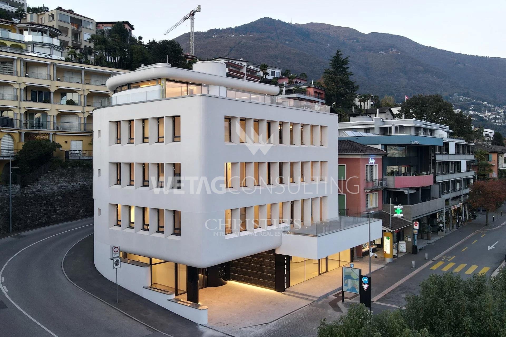 Portal Inmobiliario de Lujo en Ascona, presenta ático dúplex de lujo venta en Tesino, apartamento lujoso para comprar y piso exclusivo en venta en Locarno.