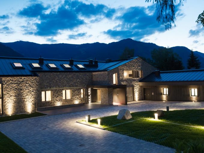 Portal Inmobiliario de Lujo en Zell am See, presenta villa de lujo venta en Austria, inmueble exclusivo para comprar y chalet lujoso en venta en Tirol.